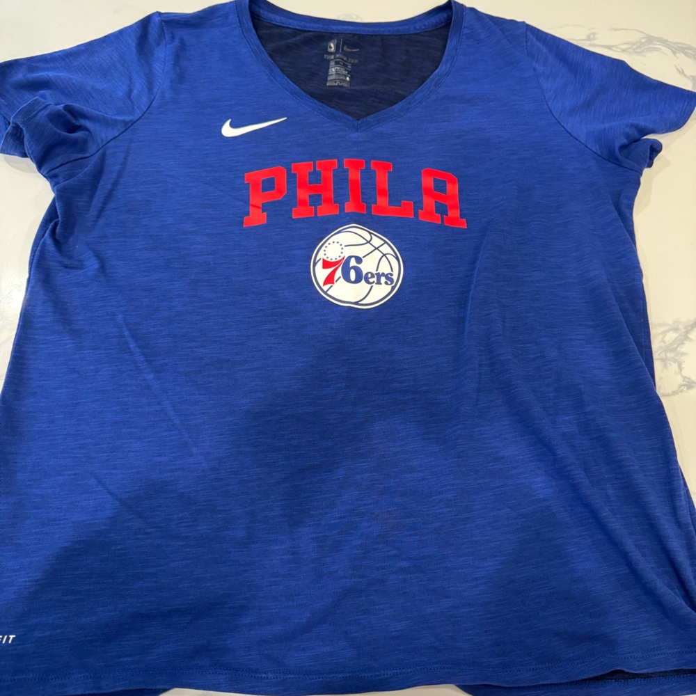 76s tee.  Nike. Size xl.